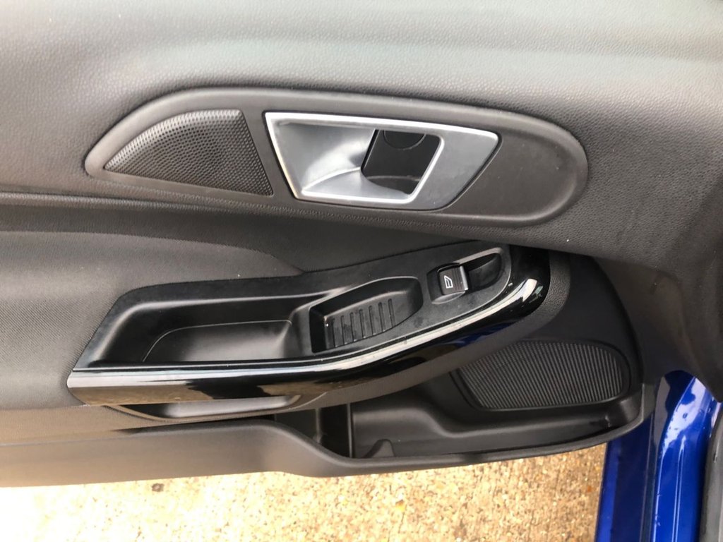 Used Ford Fiesta 2017 for sale - 76333610: Photo 23