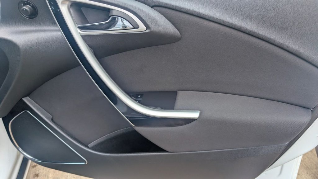 Used Vauxhall Astra 2012 for sale - 76655461: Photo 17