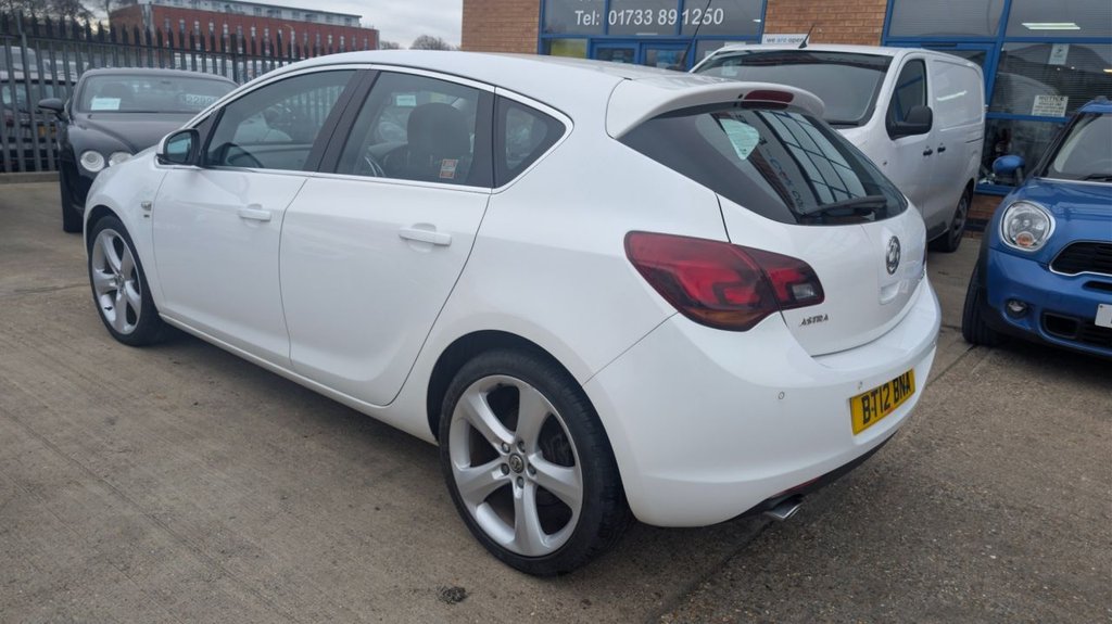 Used Vauxhall Astra 2012 for sale - 76655461: Photo 4