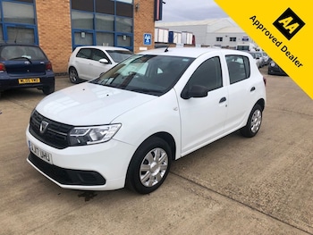 Used Dacia Sandero 2017 for sale - 75896336: Photo