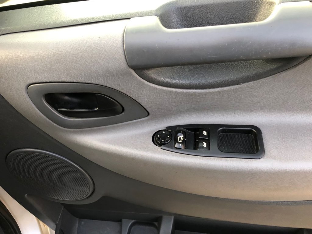 Used Peugeot Expert Tepee 2010 for sale - 77406717: Photo 15