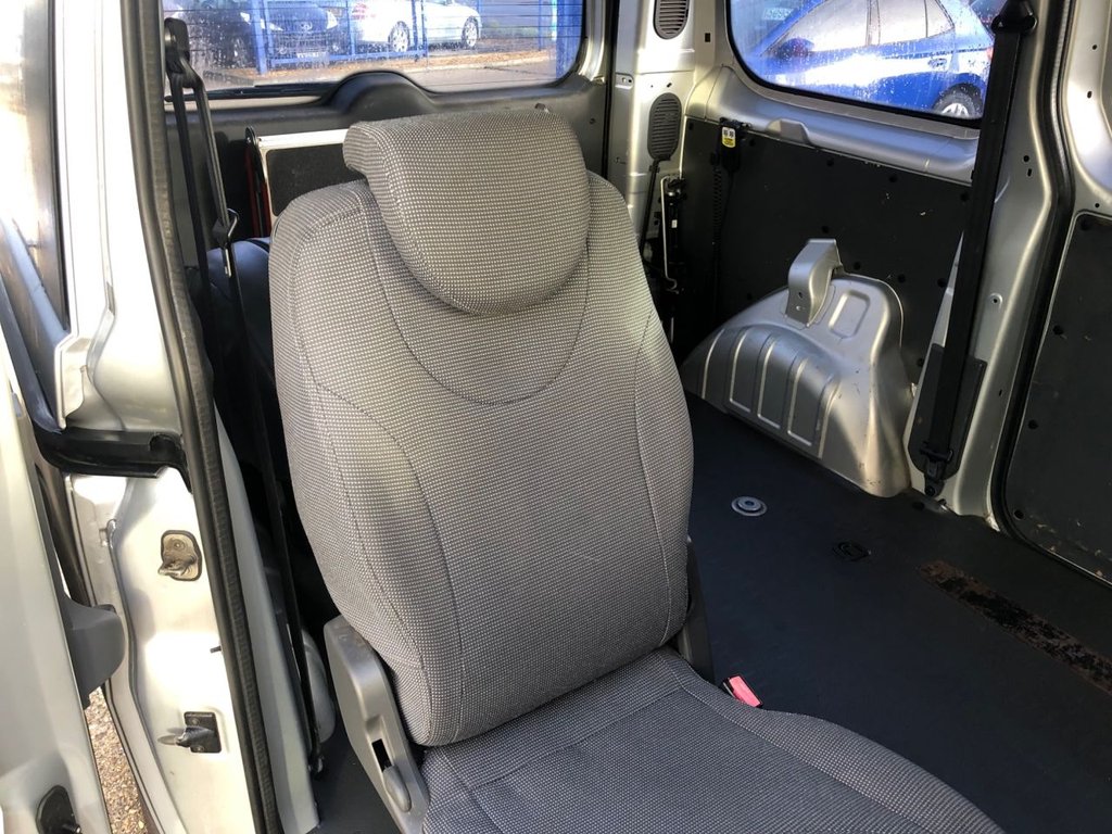 Used Peugeot Expert Tepee 2010 for sale - 77406717: Photo 25