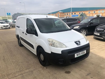 Used Peugeot Partner 2011 for sale - 75896797: Photo