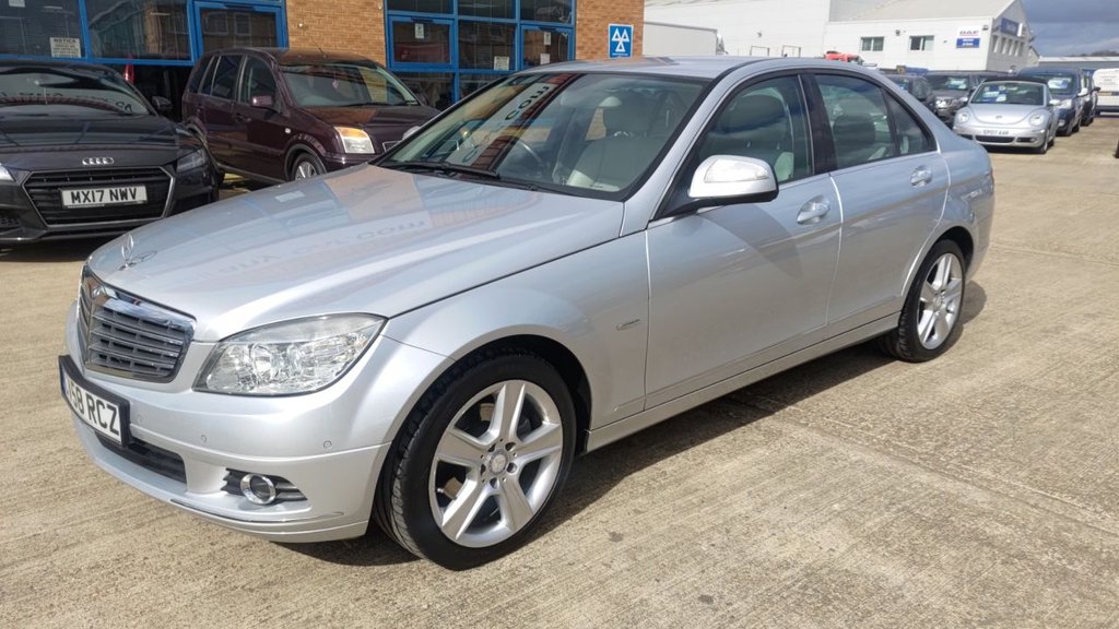 Used Mercedes-Benz C-Class 2008 for sale - 76039084: Photo 4