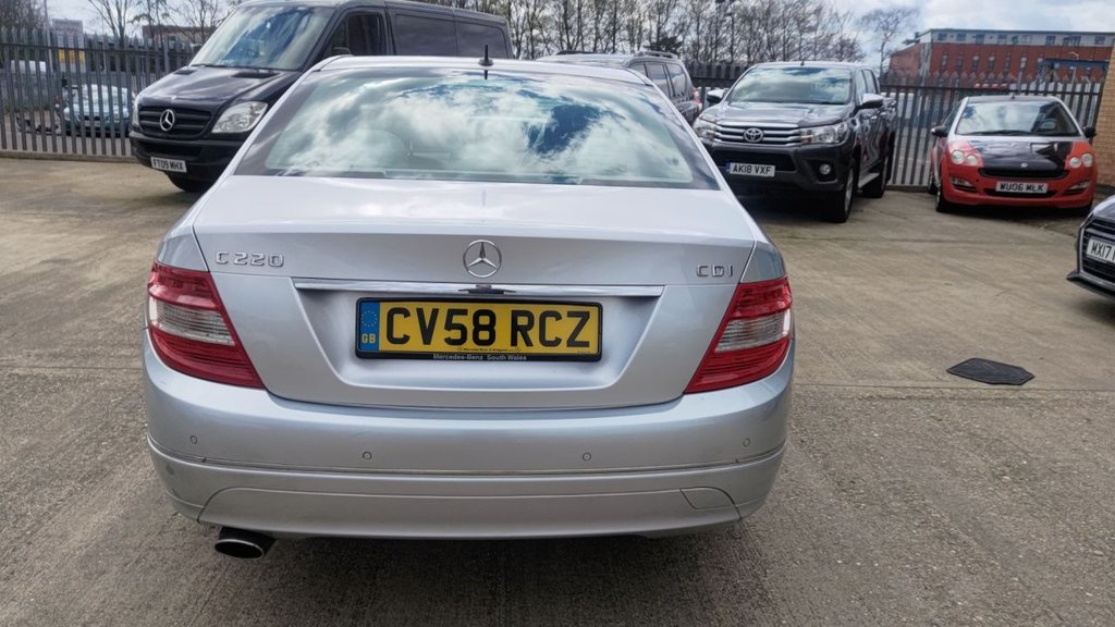 Used Mercedes-Benz C-Class 2008 for sale - 76039084: Photo 7