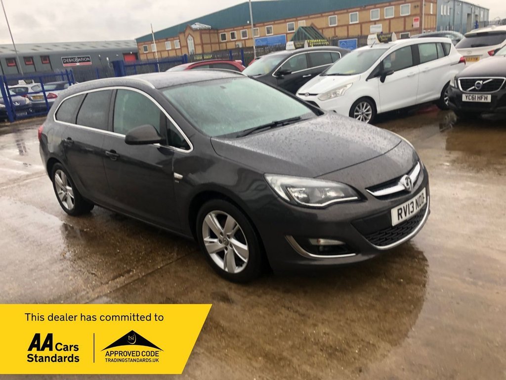 Used Vauxhall Astra 2013 for sale - 76569841: Photo 1