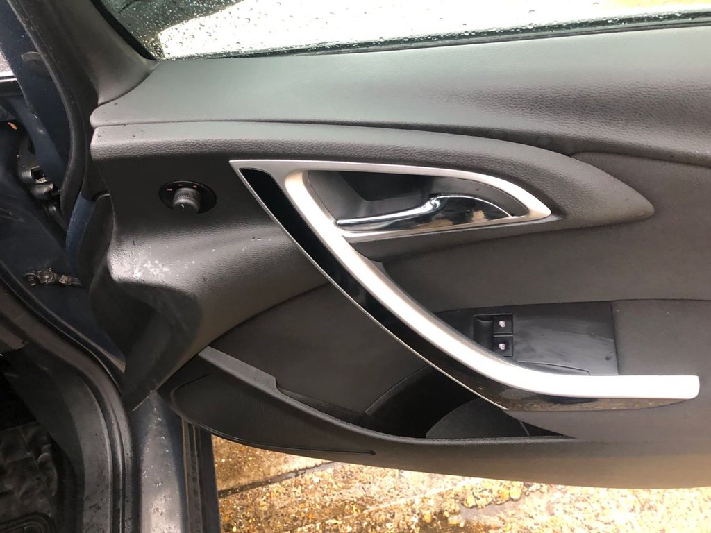 Used Vauxhall Astra 2013 for sale - 76569841: Photo 14