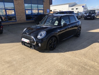 Used MINI Hatch 2019 for sale - 78262136: Photo