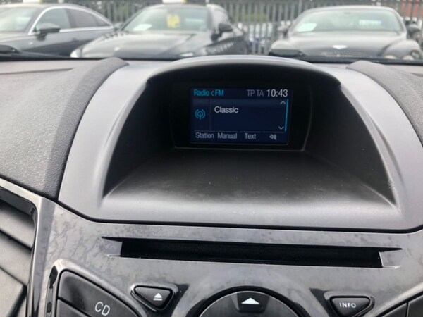 Used Ford Fiesta 2015 for sale - 76148205: Photo 11