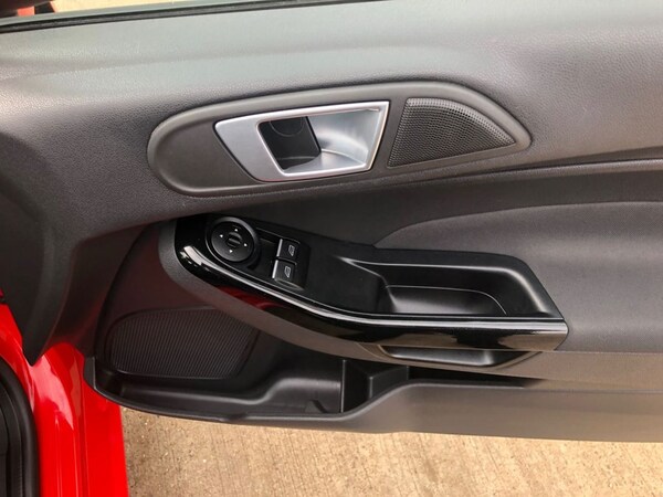 Used Ford Fiesta 2015 for sale - 76148205: Photo 14