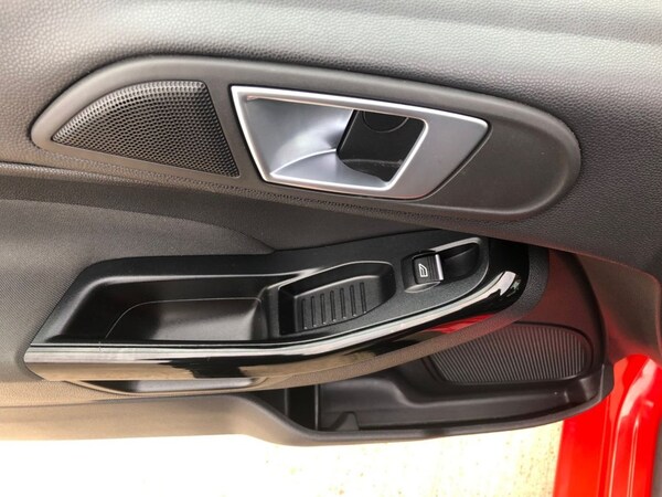 Used Ford Fiesta 2015 for sale - 76148205: Photo 21