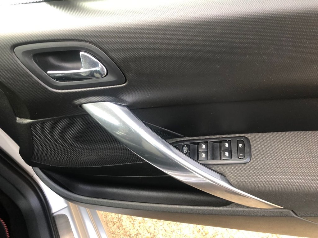 Used Peugeot 308 2012 for sale - 76482377: Photo 24