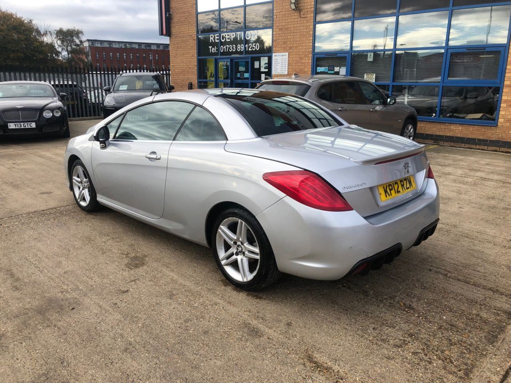 Used Peugeot 308 2012 for sale - 76482377: Photo 9