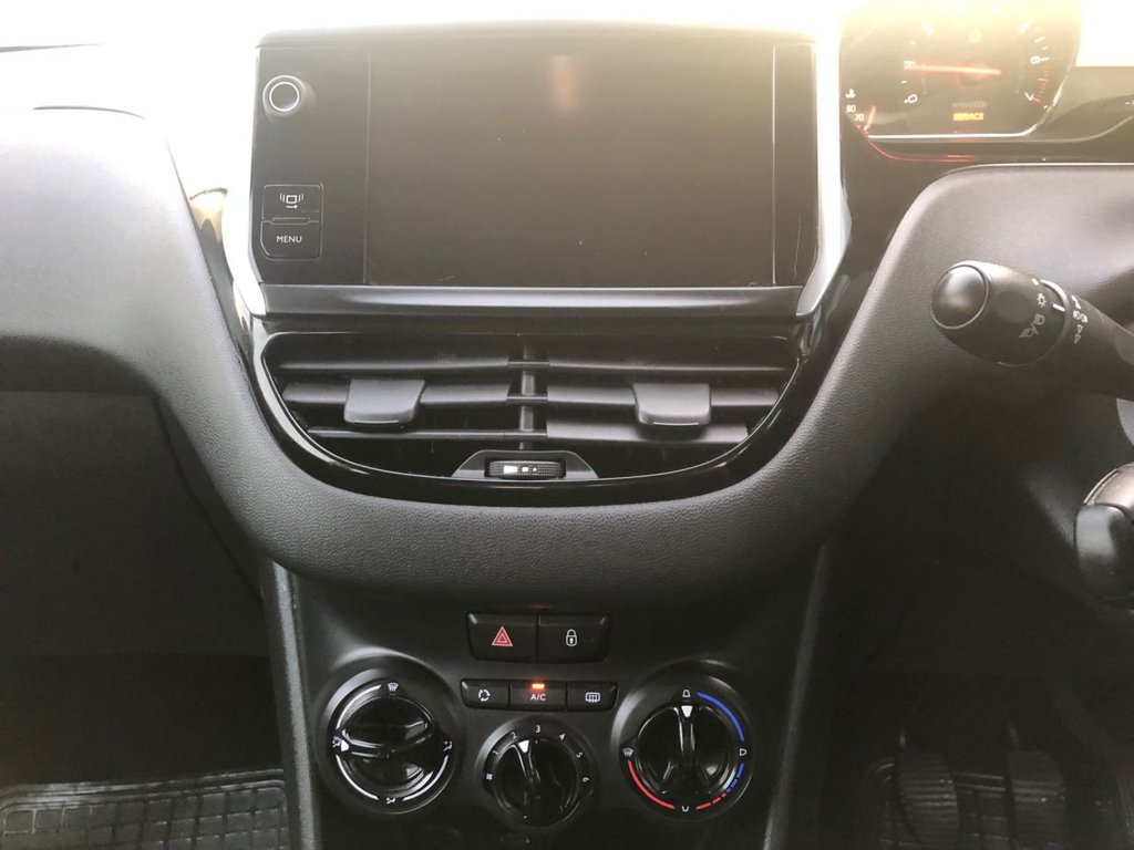 Used Peugeot 208 2014 for sale - 76496624: Photo 14