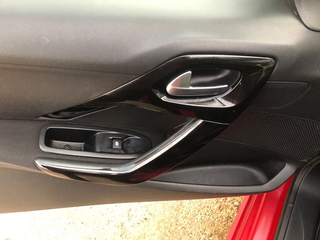 Used Peugeot 208 2014 for sale - 76496624: Photo 20