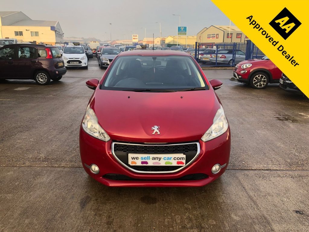 Used Peugeot 208 2014 for sale - 76496624: Photo 3