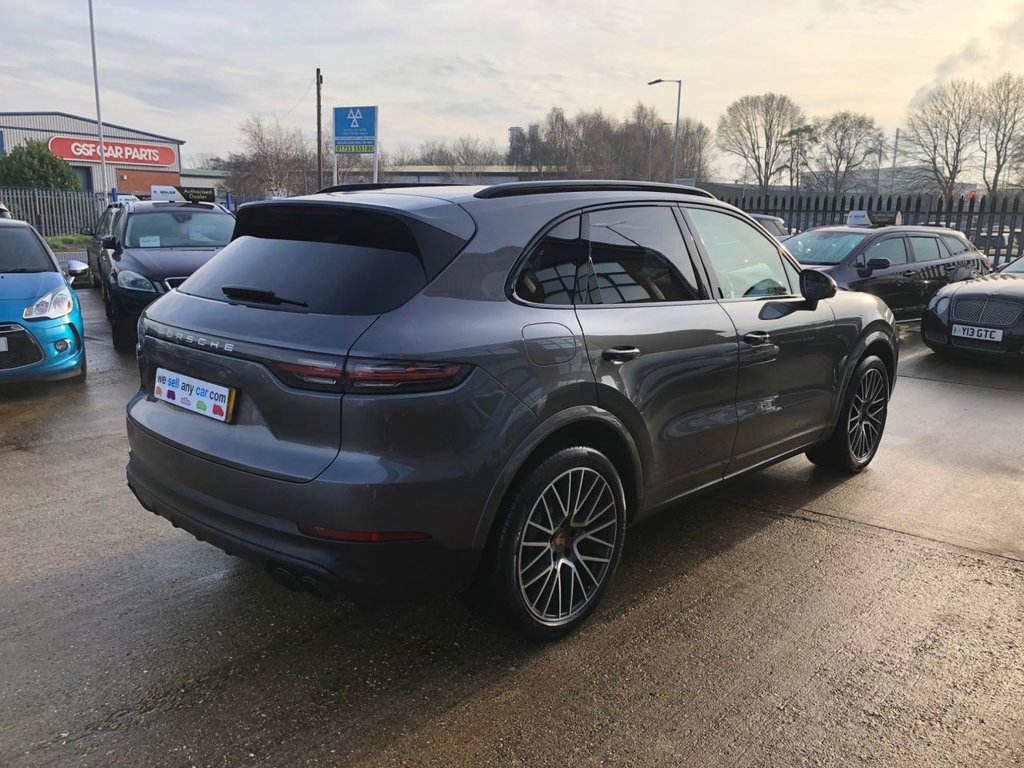 Used Porsche Cayenne 2021 for sale - 77048853: Photo 10