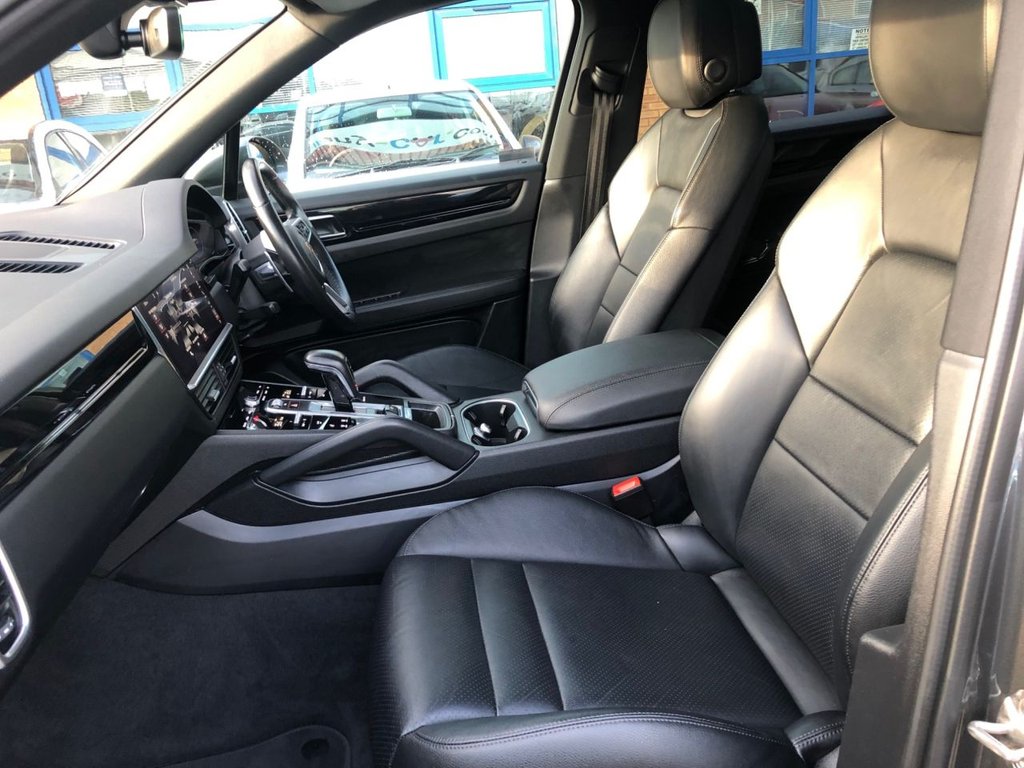 Used Porsche Cayenne 2021 for sale - 77048853: Photo 16