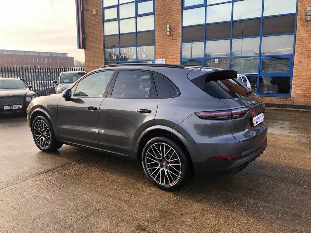 Used Porsche Cayenne 2021 for sale - 77048853: Photo 6