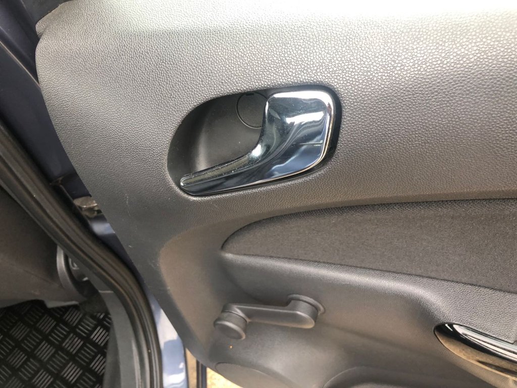 Used Vauxhall Corsa 2010 for sale - 77406732: Photo 23