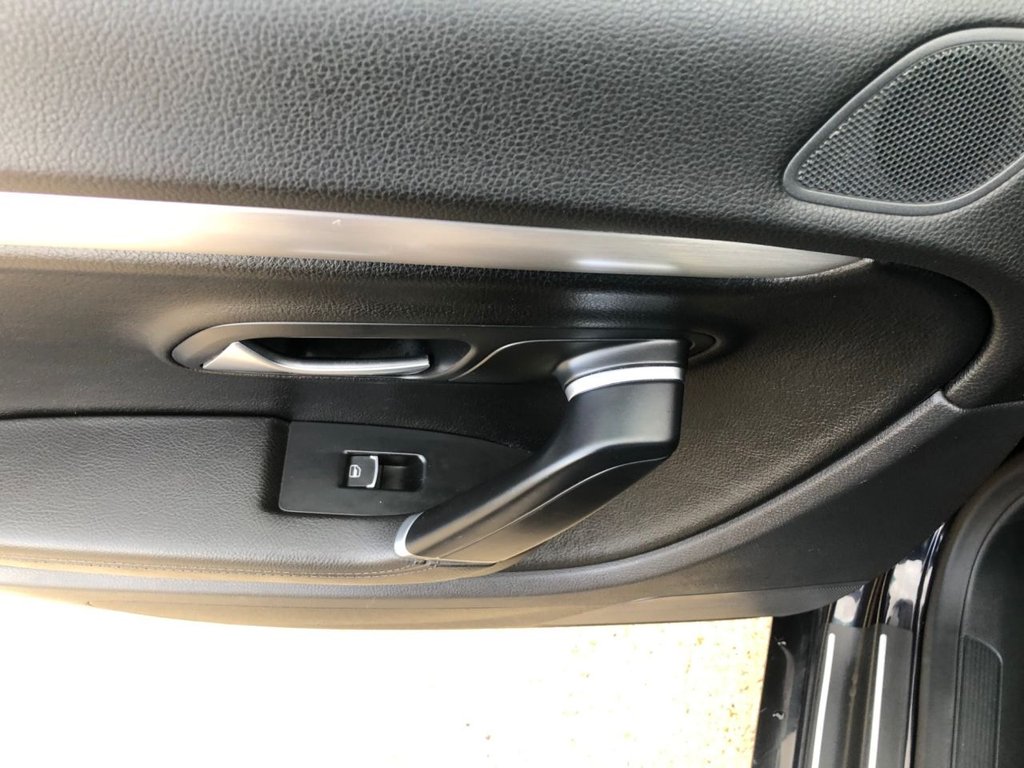 Used Volkswagen Passat 2011 for sale - 76396480: Photo 20