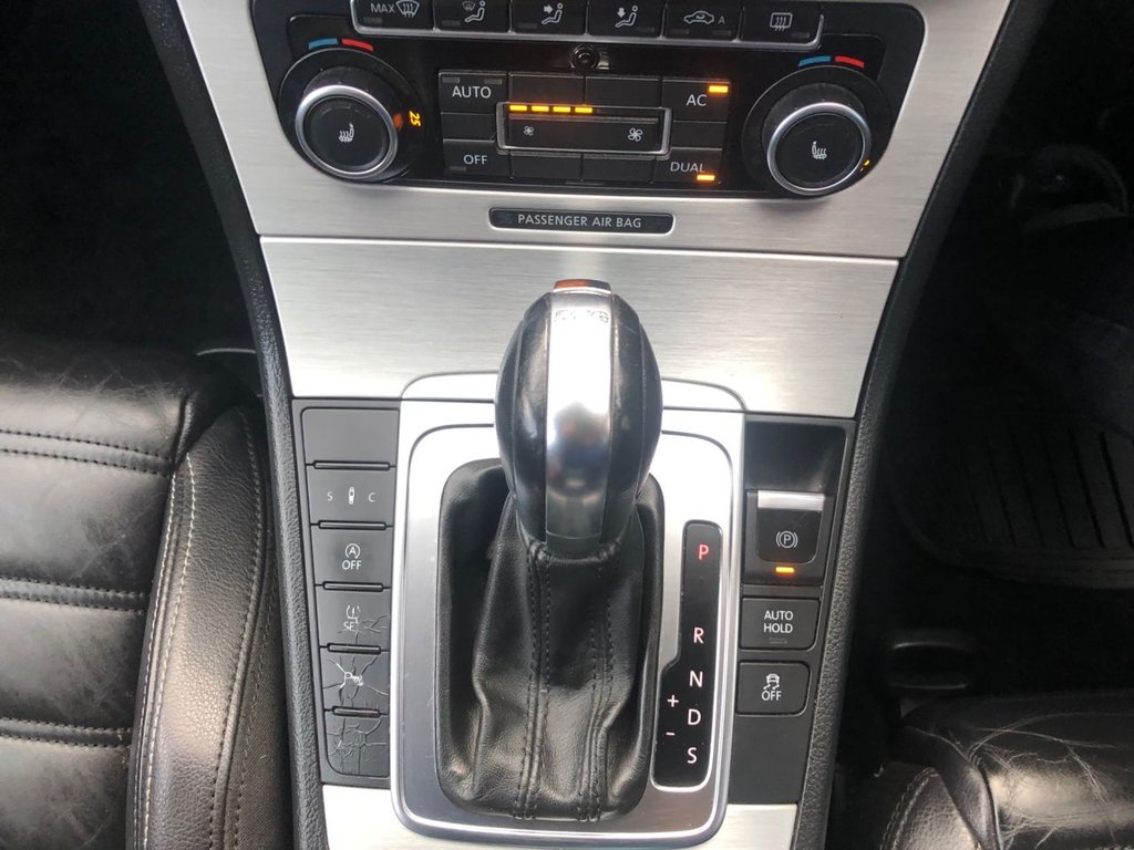 Used Volkswagen Passat 2011 for sale - 76396480: Photo 21