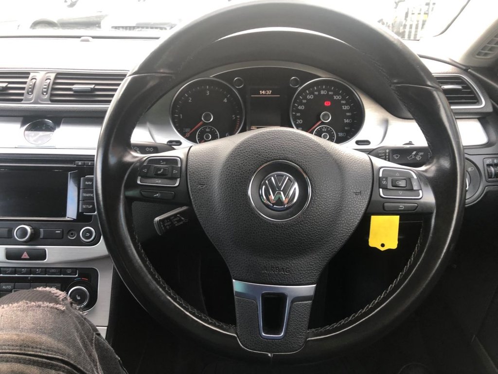 Used Volkswagen Passat 2011 for sale - 76396480: Photo 23