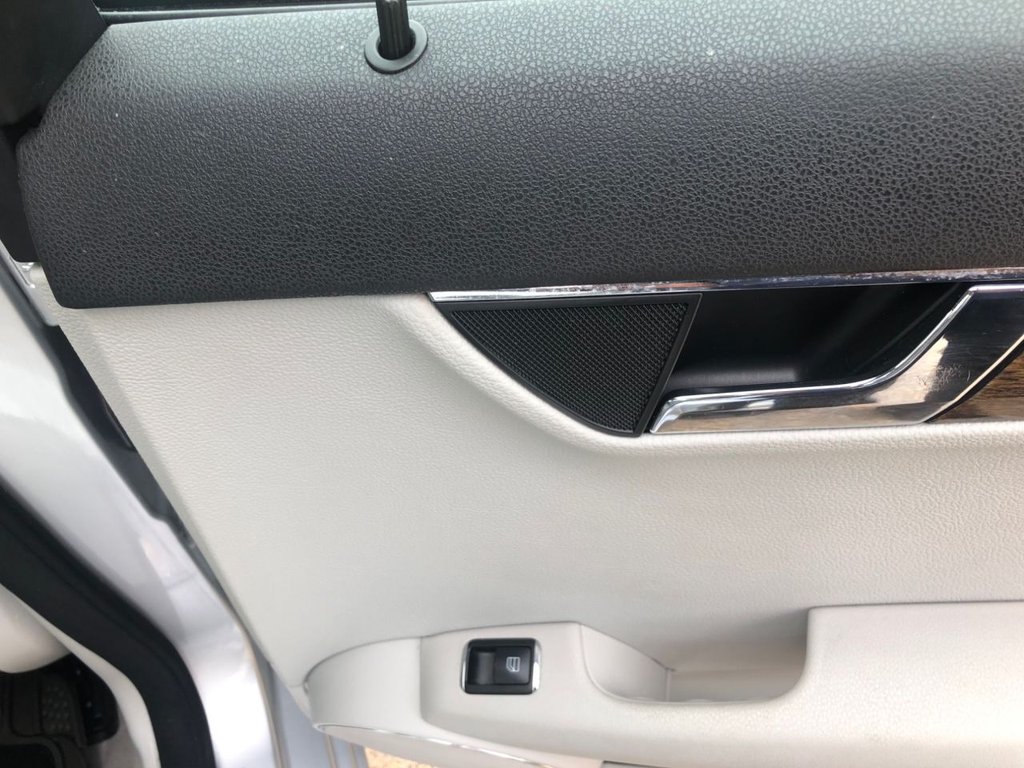 Used Mercedes-Benz C Class 2008 for sale - 76429742: Photo 36