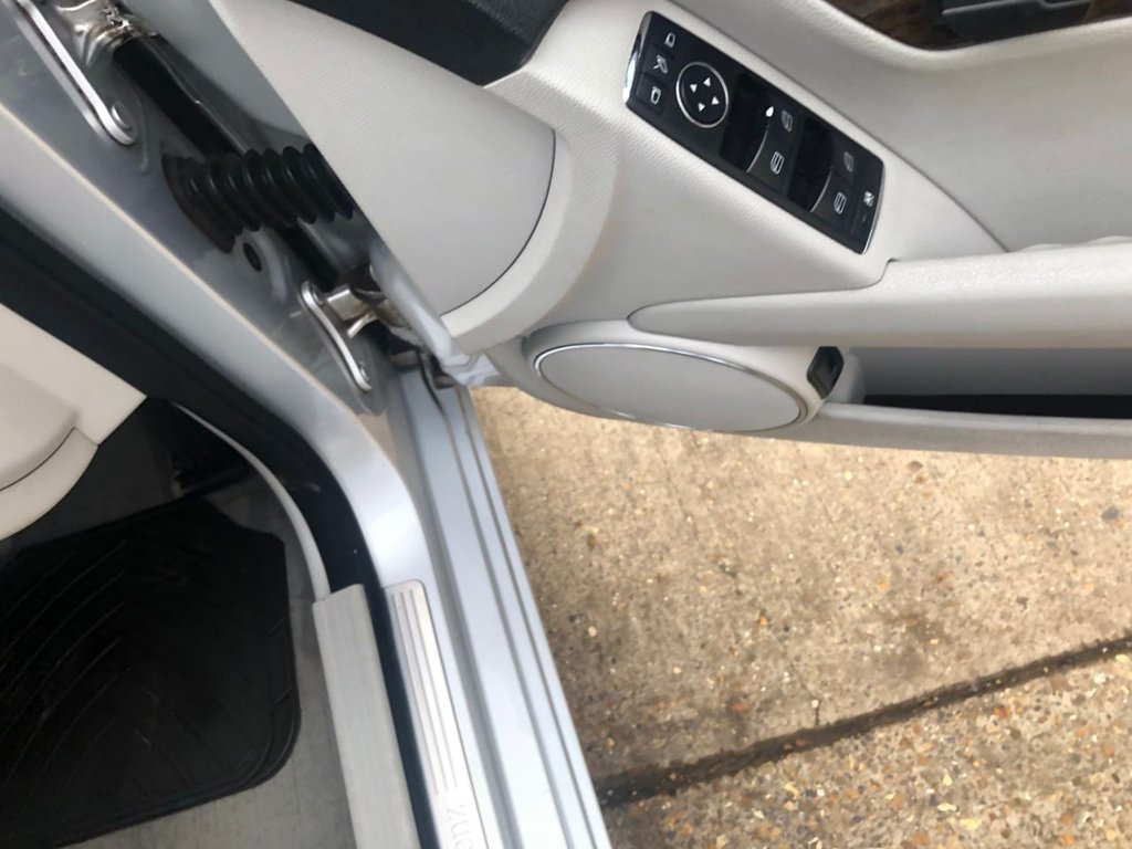 Used Mercedes-Benz C Class 2008 for sale - 76429742: Photo 40