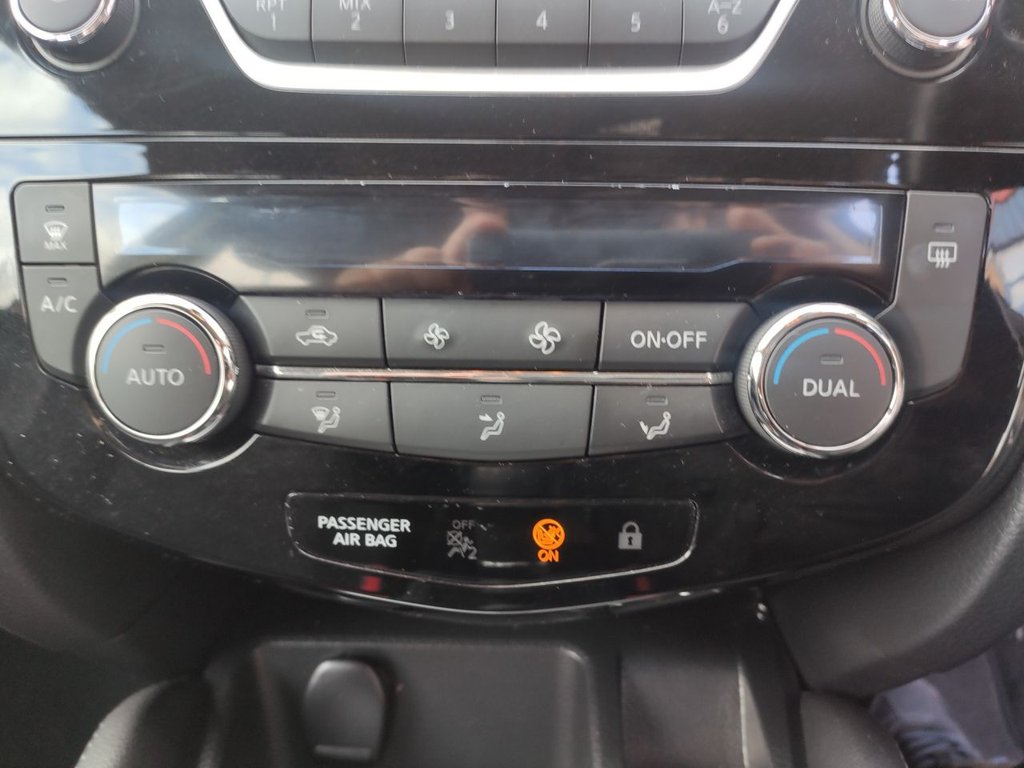 Used Nissan Qashqai 2015 for sale - 75986230: Photo 12