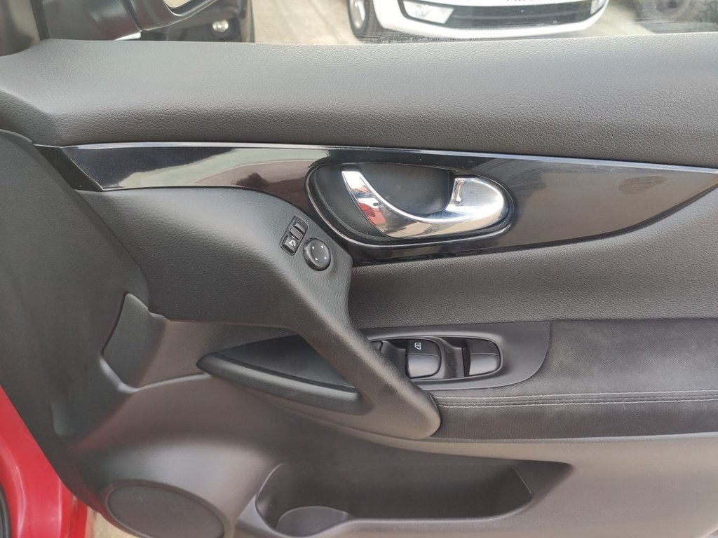 Used Nissan Qashqai 2015 for sale - 75986230: Photo 16