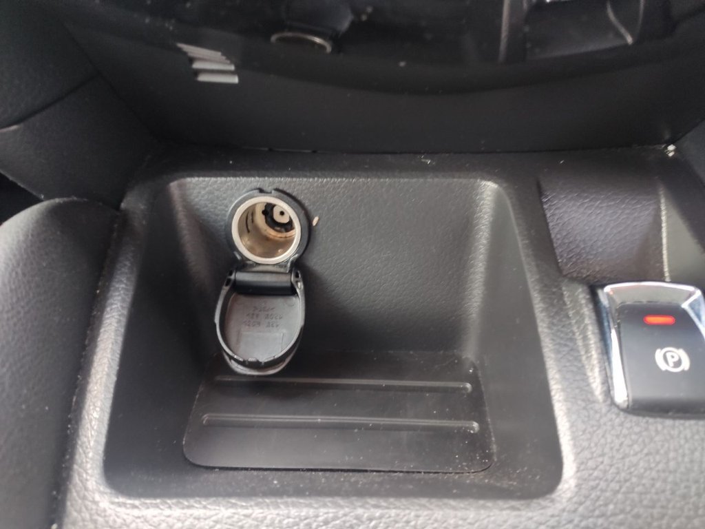 Used Nissan Qashqai 2015 for sale - 75986230: Photo 20