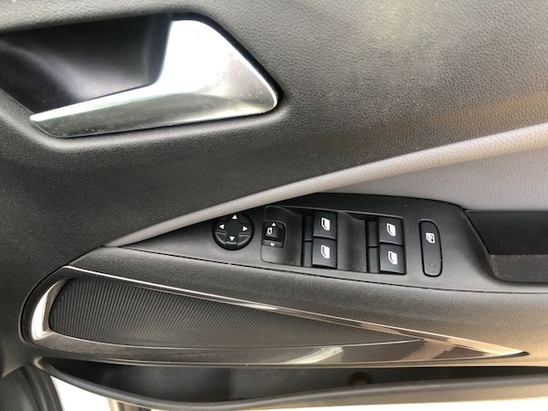 Used Vauxhall Crossland X 2018 for sale - 76184970: Photo 15