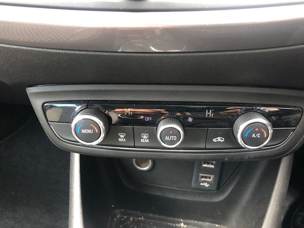 Used Vauxhall Crossland X 2018 for sale - 76184970: Photo 16