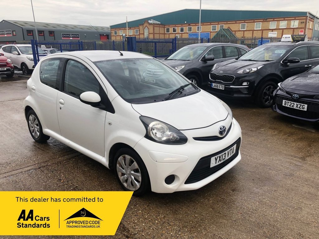 Used Toyota AYGO 2013 for sale - 76631808: Photo 1