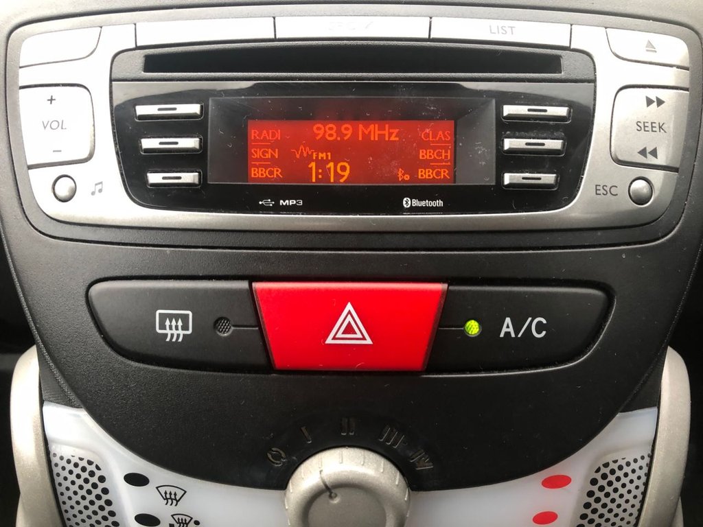 Used Toyota AYGO 2013 for sale - 76631808: Photo 18