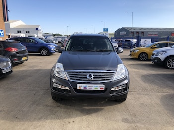 Used Ssangyong Rexton 2016 for sale - 79386140: Photo