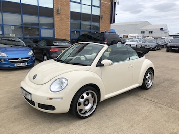 Used Volkswagen Beetle 2010 for sale - 78770043: Photo