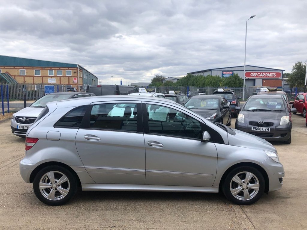 Used Mercedes-Benz B Class 2010 for sale - 76080833: Photo 10