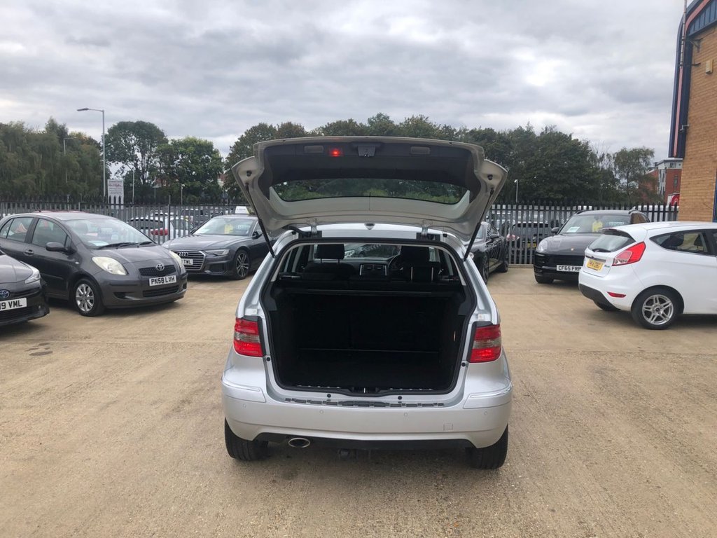 Used Mercedes-Benz B Class 2010 for sale - 76080833: Photo 12