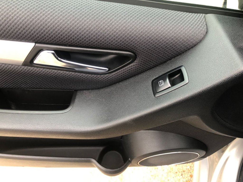 Used Mercedes-Benz B Class 2010 for sale - 76080833: Photo 25