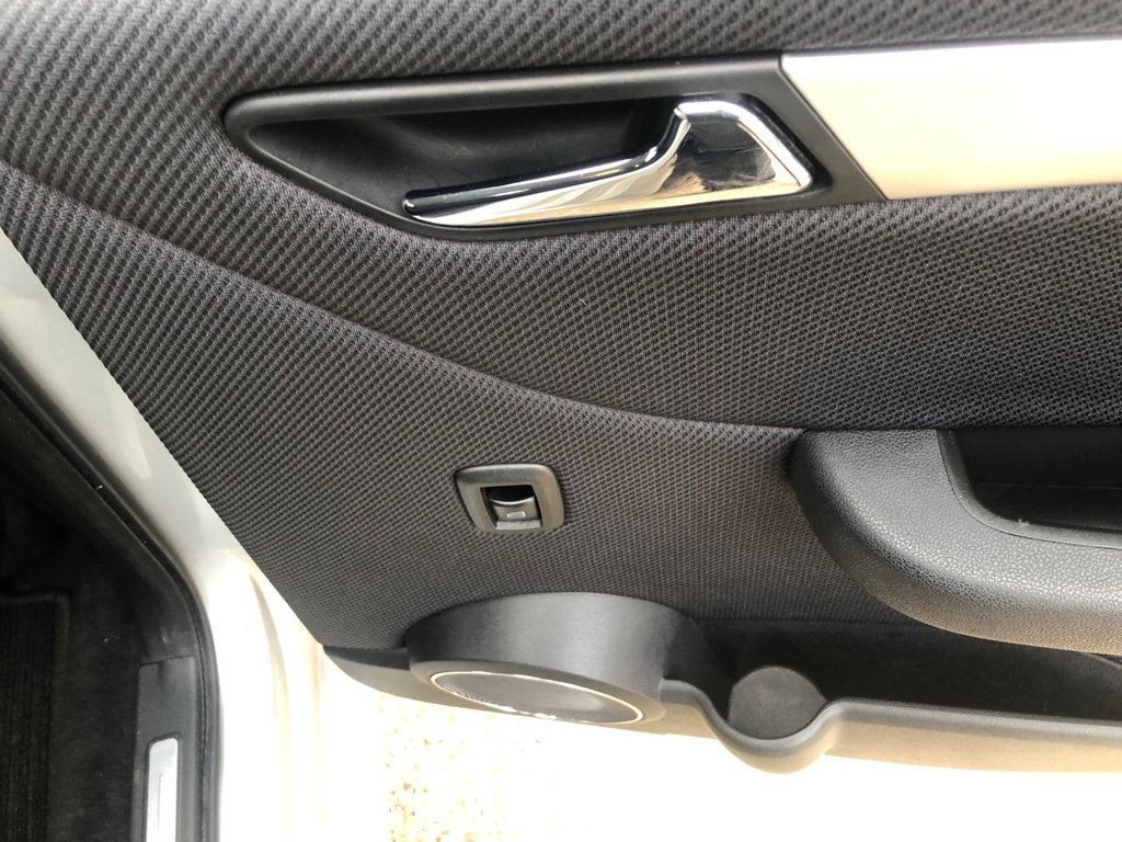 Used Mercedes-Benz B Class 2010 for sale - 76080833: Photo 26