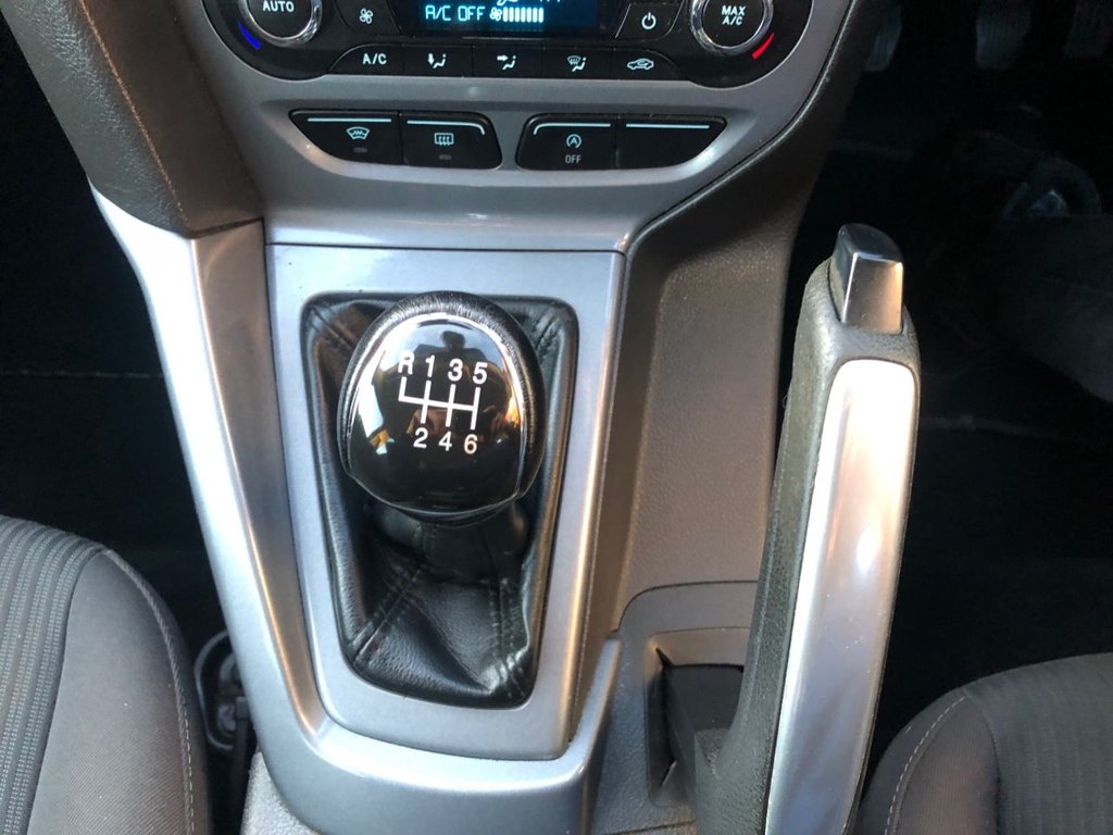 Used Ford Focus 2011 for sale - 77048646: Photo 16