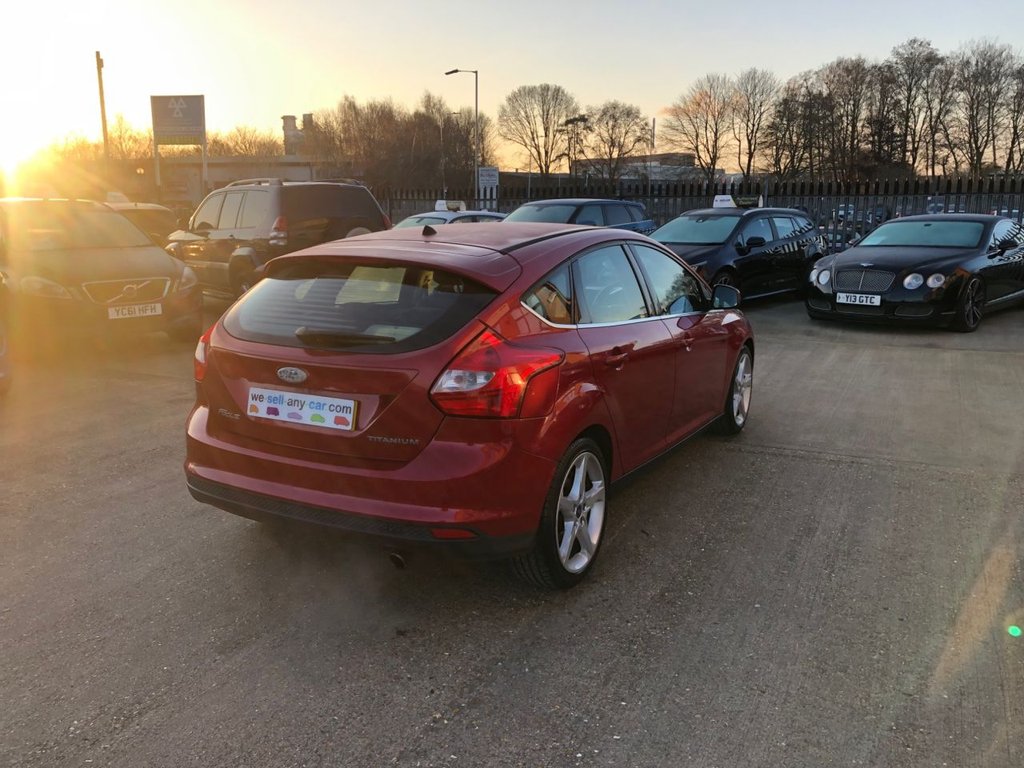 Used Ford Focus 2011 for sale - 77048646: Photo 9