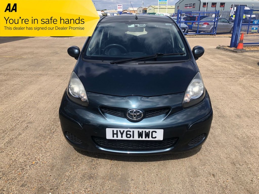 Used Toyota AYGO 2011 for sale - 77406722: Photo 2