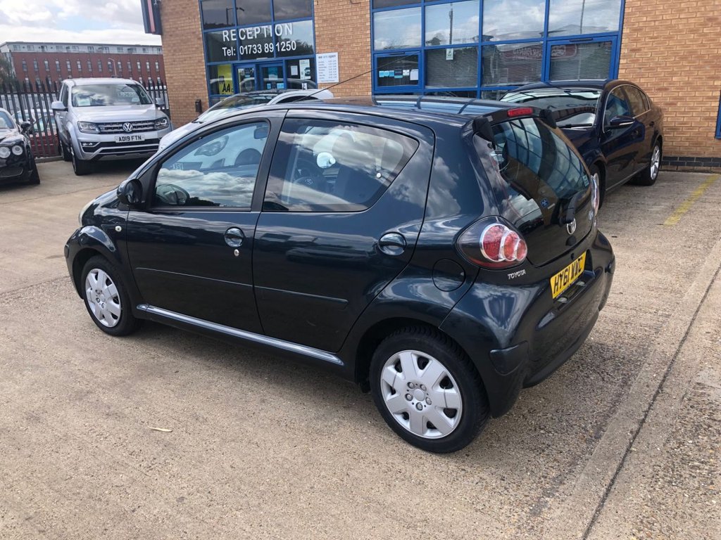 Used Toyota AYGO 2011 for sale - 77406722: Photo 5