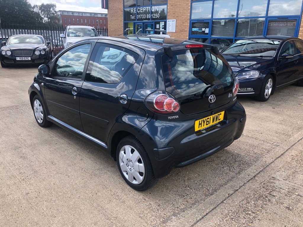 Used Toyota AYGO 2011 for sale - 77406722: Photo 6