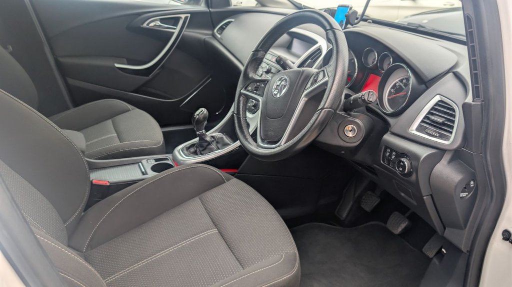 Used Vauxhall Astra 2012 for sale - 77406741: Photo 11