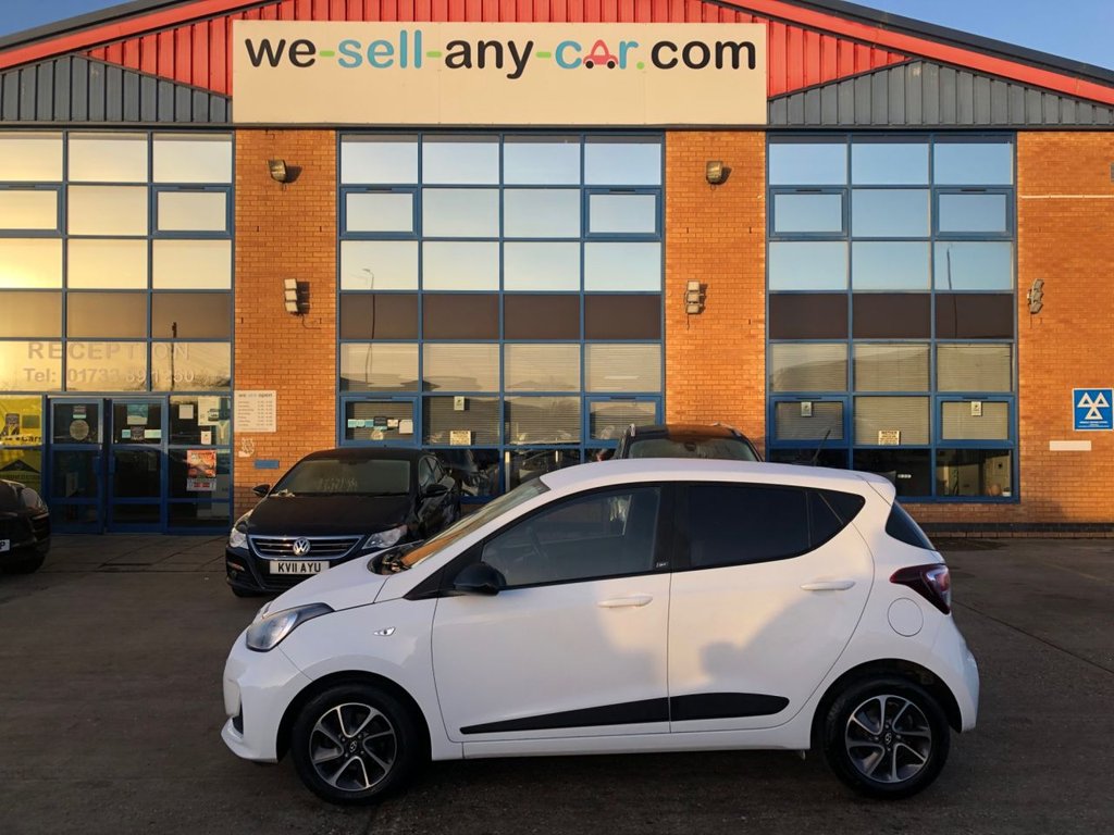 Used Hyundai i10 2018 for sale - 76900512: Photo 11