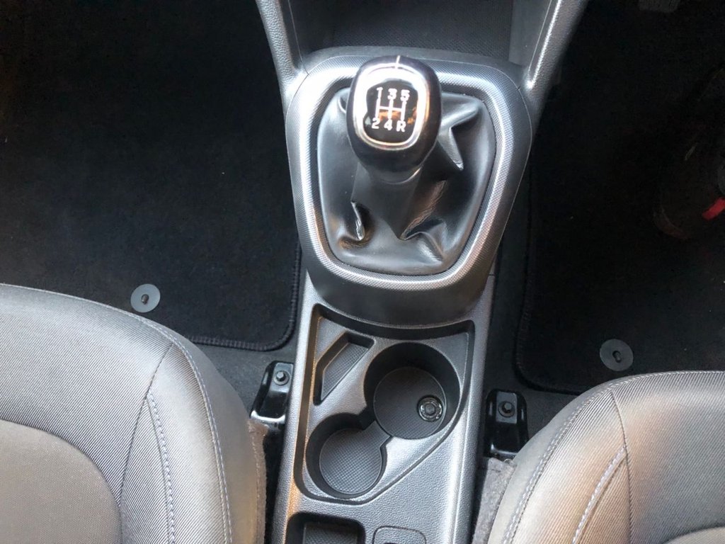 Used Hyundai i10 2018 for sale - 76900512: Photo 24